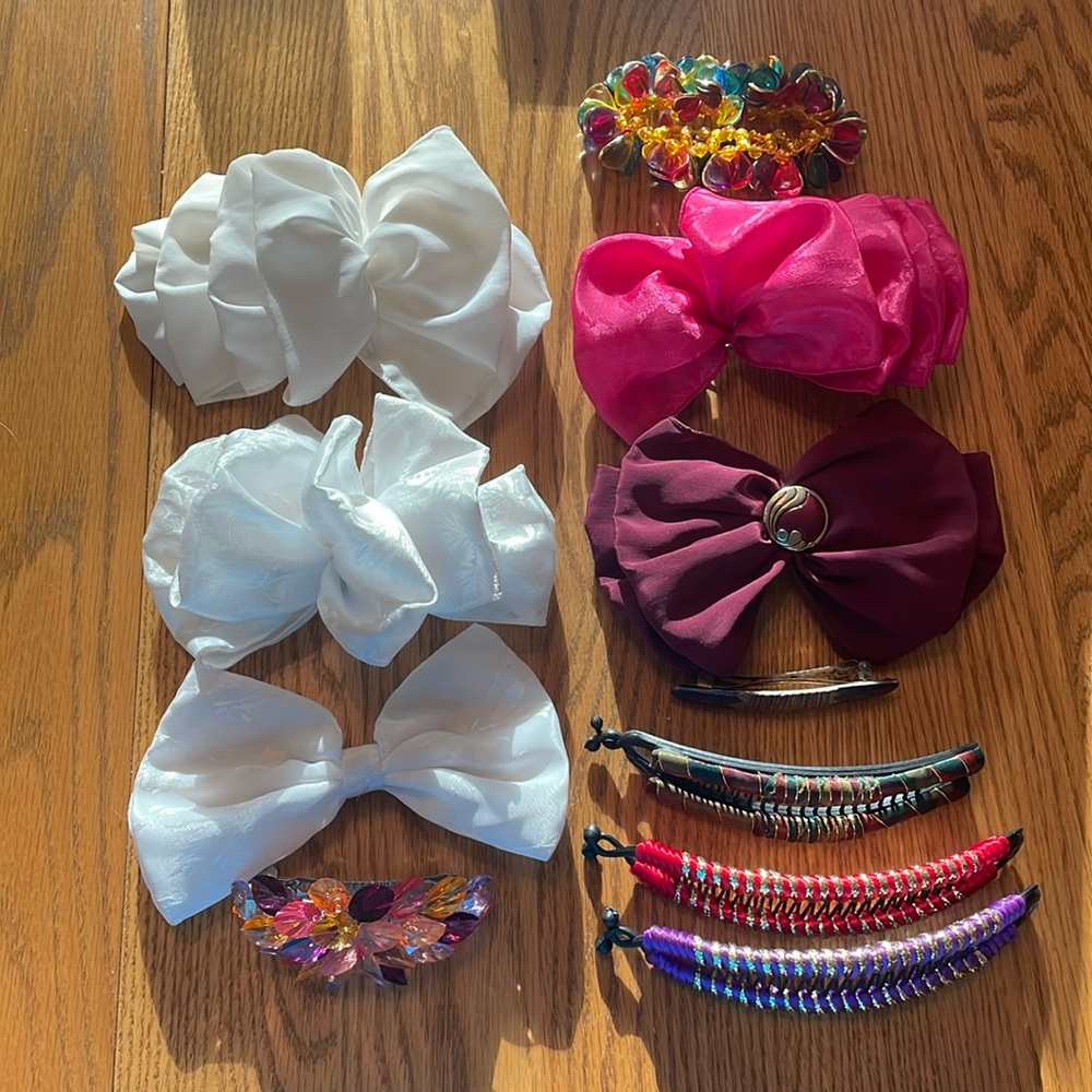 Vintage 1990’s Hair bows/clips Accessories-Good Used Condition